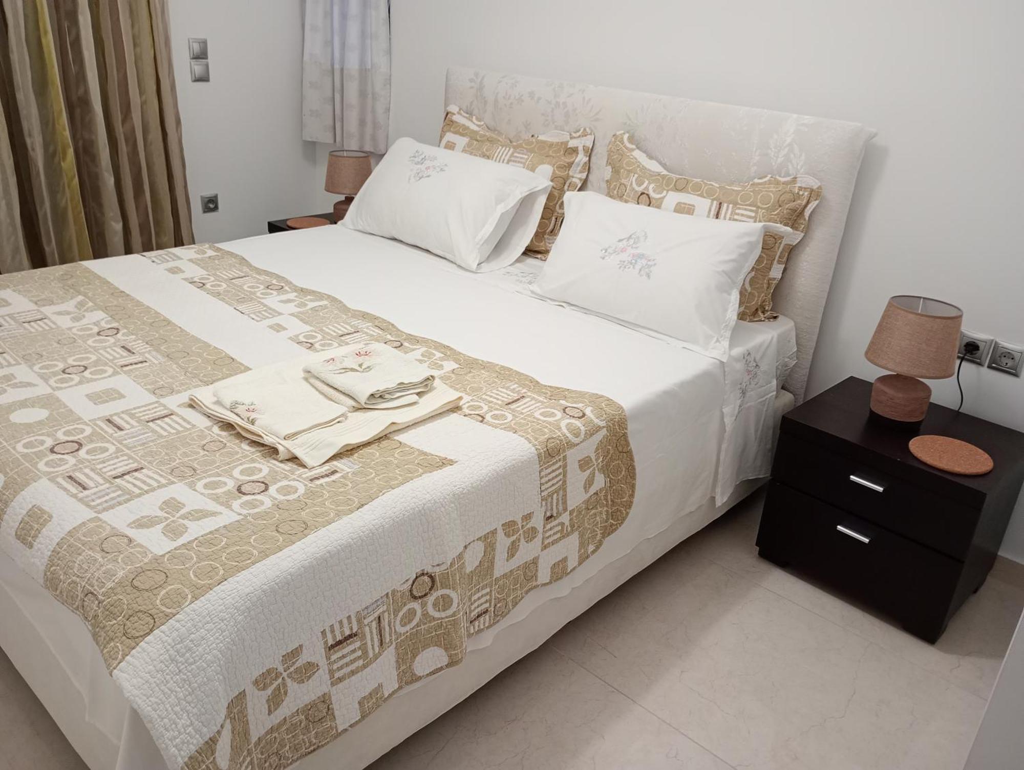 Coastal Garden Getaway Διαμέρισμα Βάρη Εξωτερικό φωτογραφία